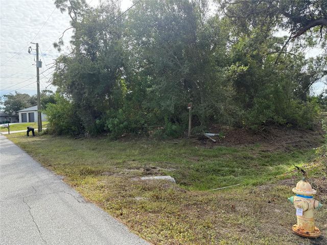 7483 REGINA DRIVE, Englewood, FL 34224