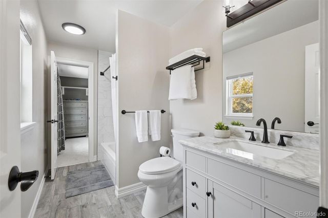 12217 W Aqueduct Drive, Littleton, CO 80127