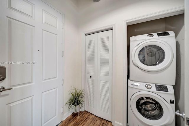 2100 Van Buren St 508, Hollywood, FL 33020