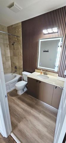 2100 Van Buren St 508, Hollywood, FL 33020