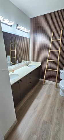 2100 Van Buren St 508, Hollywood, FL 33020