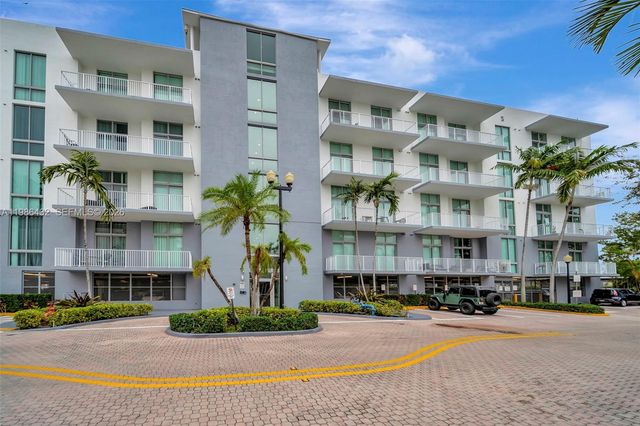 2100 Van Buren St 508, Hollywood, FL 33020