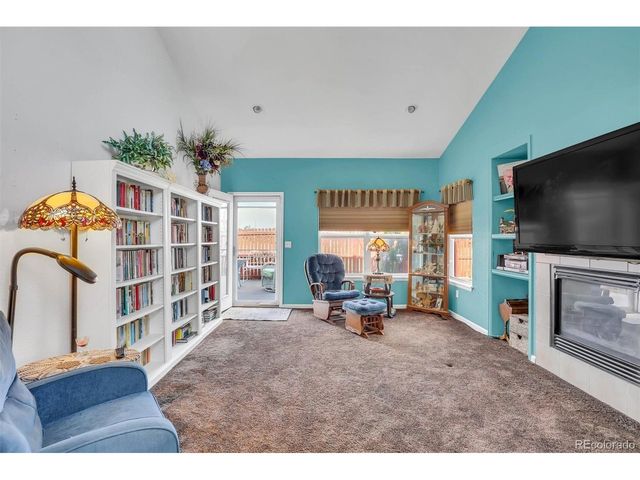 15555 E 40th Ave 7, Denver, CO 80239