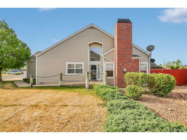 15555 E 40th Ave 7, Denver, CO 80239