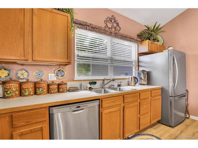 15555 E 40th Ave 7, Denver, CO 80239
