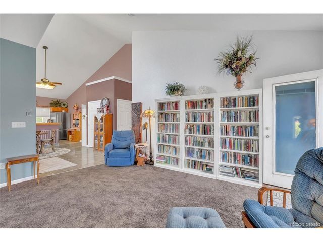 15555 E 40th Ave 7, Denver, CO 80239