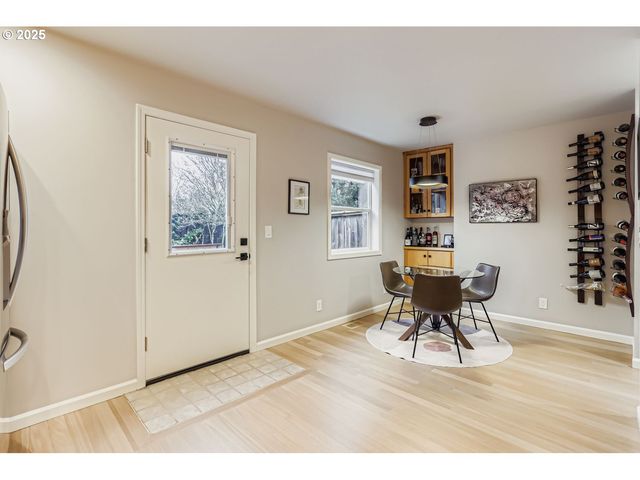 1928 Se SHERRETT St, Portland, OR 97202