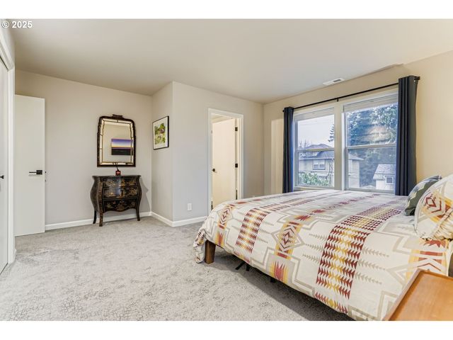 1928 Se SHERRETT St, Portland, OR 97202