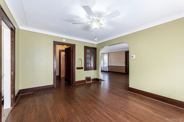 8238 Clinton River Road, Sterling Heights, MI 48314