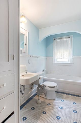 8238 Clinton River Road, Sterling Heights, MI 48314