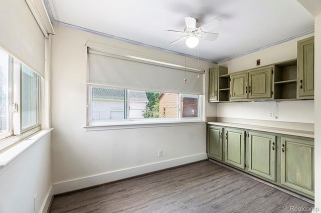 8238 Clinton River Road, Sterling Heights, MI 48314