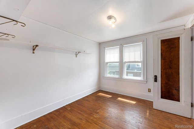 8238 Clinton River Road, Sterling Heights, MI 48314