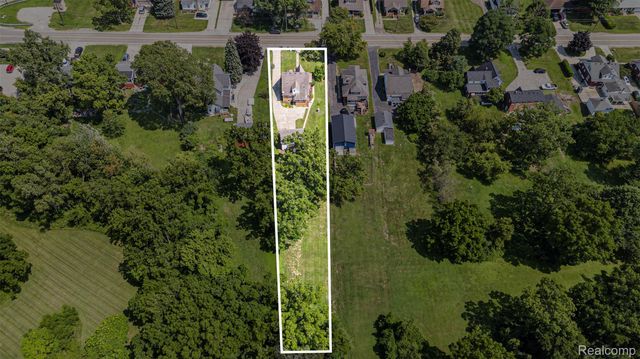 8238 Clinton River Road, Sterling Heights, MI 48314