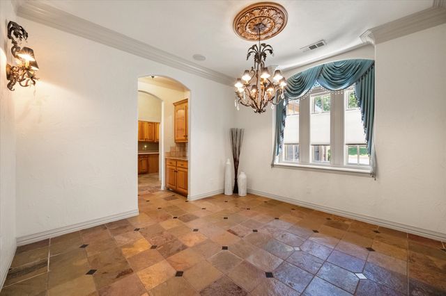 1019 Walnut Falls Circle, Mansfield, TX 76063