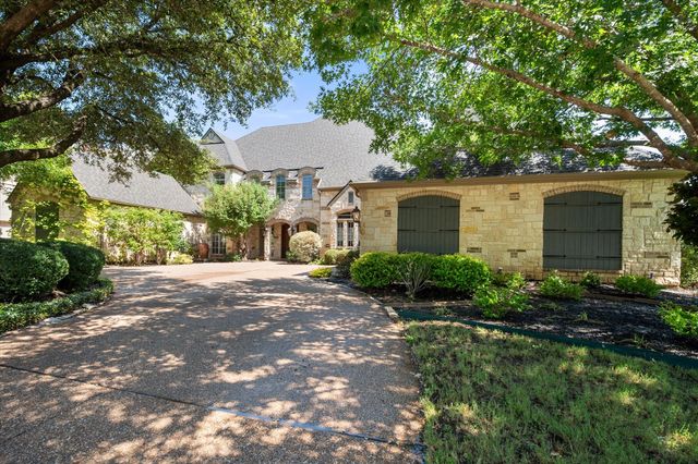 1019 Walnut Falls Circle, Mansfield, TX 76063