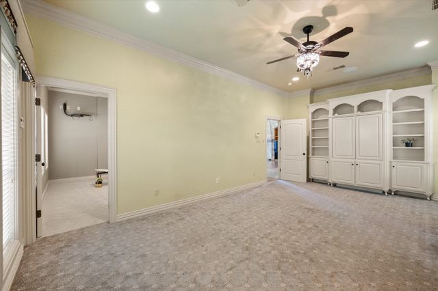 1019 Walnut Falls Circle, Mansfield, TX 76063