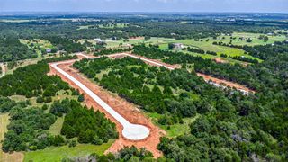 9429 Eliana Drive, Guthrie, OK 73044