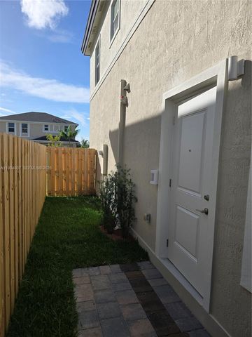 13357 SW 274th St Side, Naranja, FL 33032