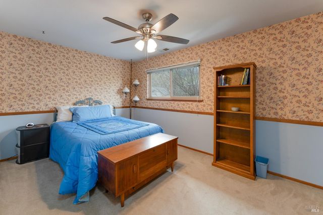 550 Baywood Ct, Ukiah, CA 95482