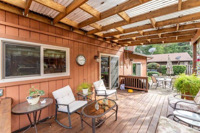 550 Baywood Ct, Ukiah, CA 95482