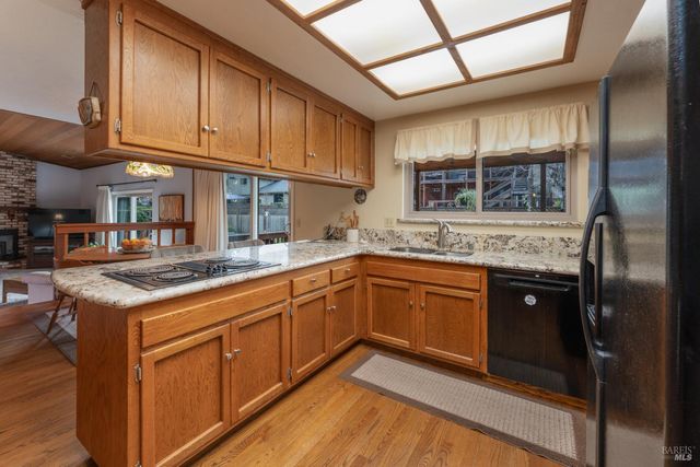 550 Baywood Ct, Ukiah, CA 95482