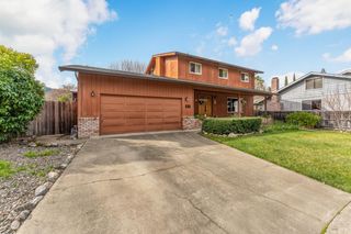 550 Baywood Ct, Ukiah, CA 95482