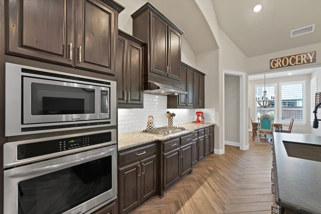 9921 Peninsula Point, Little Elm, TX 75068