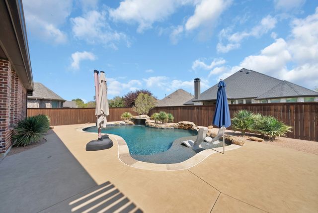 9921 Peninsula Point, Little Elm, TX 75068