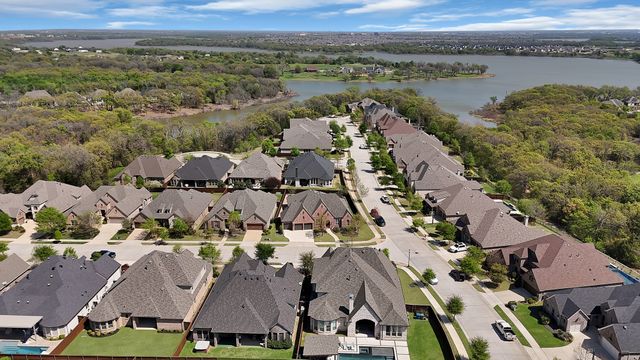 9921 Peninsula Point, Little Elm, TX 75068