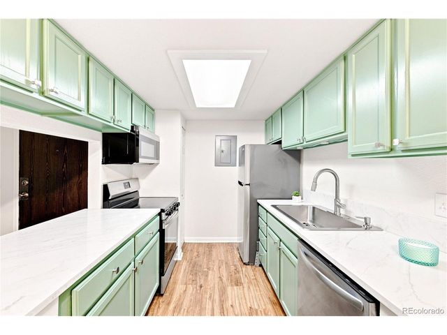 1795 S Pitkin St A, Aurora, CO 80017