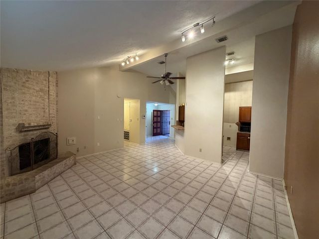 1423 Elkwood Drive, Missouri City, TX 77489