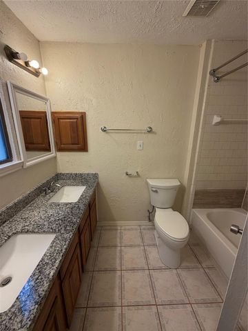 1423 Elkwood Drive, Missouri City, TX 77489