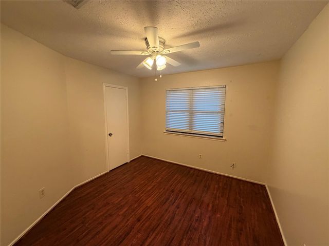 1423 Elkwood Drive, Missouri City, TX 77489