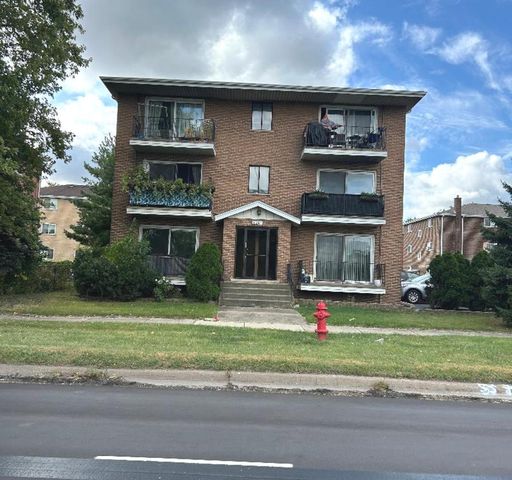 8241 W 79 Street W 3E, Justice, IL 60458