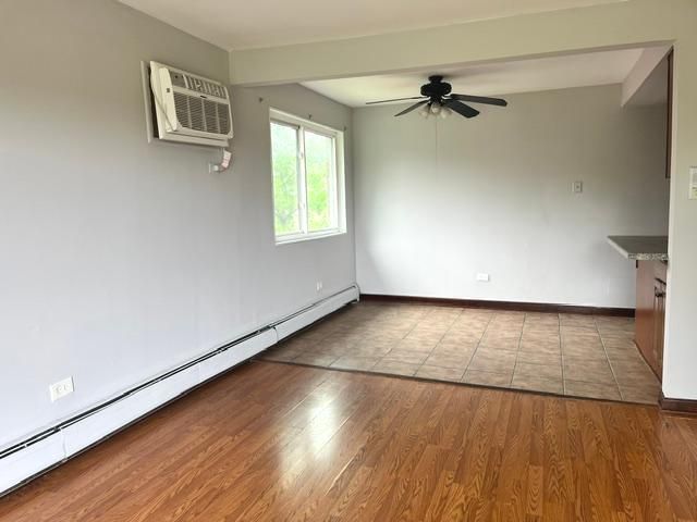 8241 W 79 Street W 3E, Justice, IL 60458