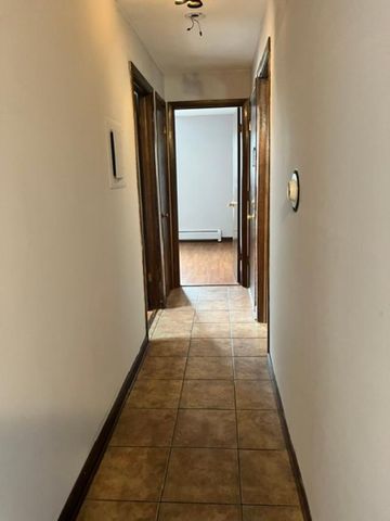 8241 W 79 Street W 3E, Justice, IL 60458