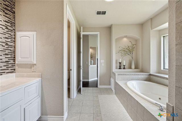 1280 Mystic Parkway, Spring Branch, TX 78070