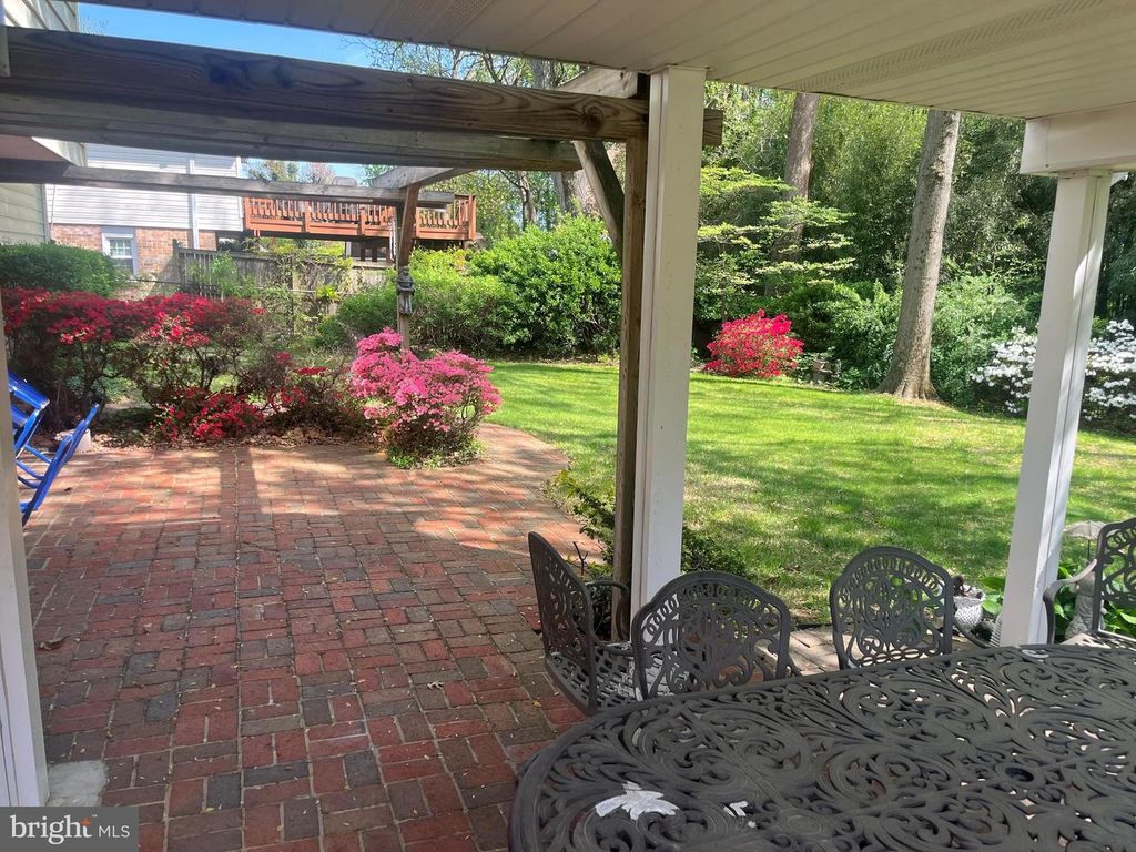 12403 SIR LANCELOT DR, Glenn Dale, MD 20769