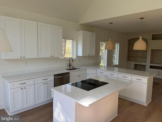 221 SPRING RACE CT, Annapolis, MD 21401