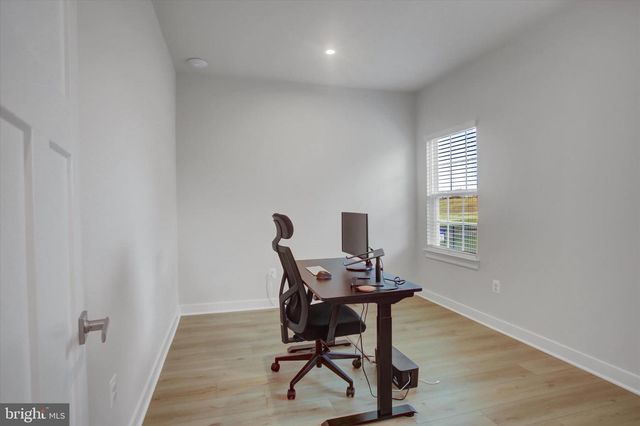 1585 SHANNON DR S, Greencastle, PA 17225