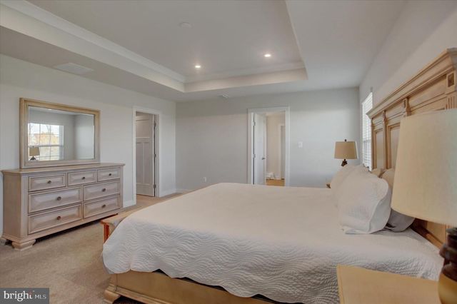 1585 SHANNON DR S, Greencastle, PA 17225