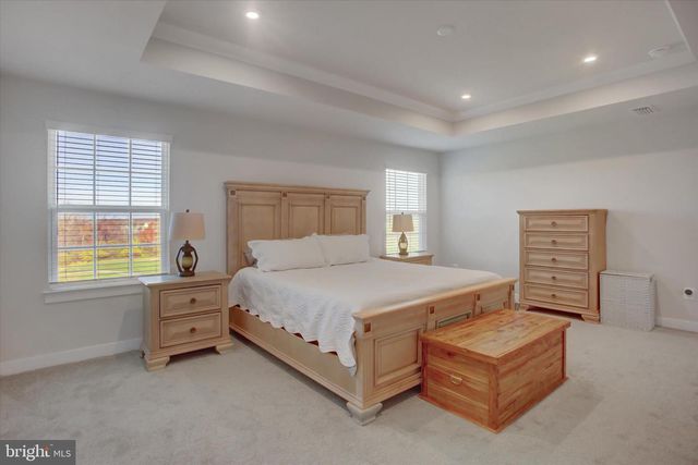 1585 SHANNON DR S, Greencastle, PA 17225