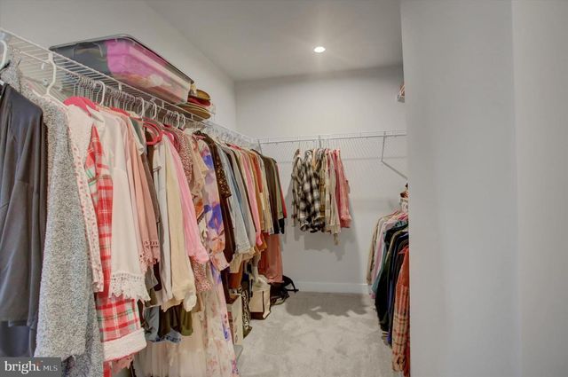 1585 SHANNON DR S, Greencastle, PA 17225