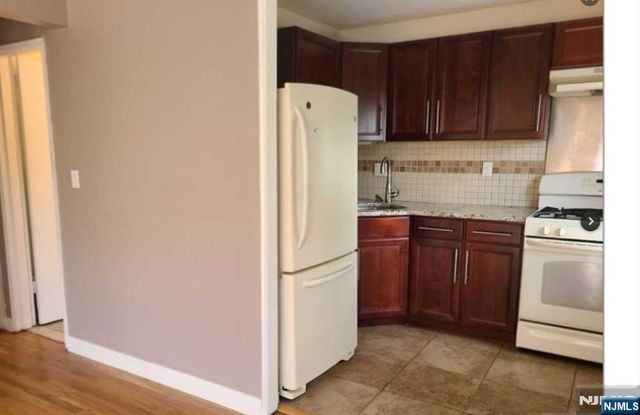1575 Center Avenue 5F, Fort Lee, NJ 07024