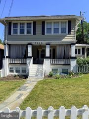 7513 CARROLL AVE #2, Takoma Park, MD 20912