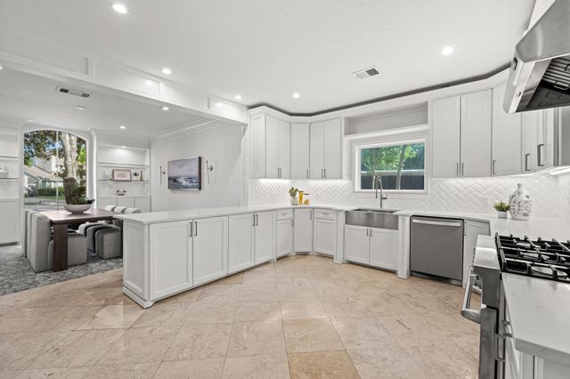 910 Cranberry Hill Court, Houston, TX 77079