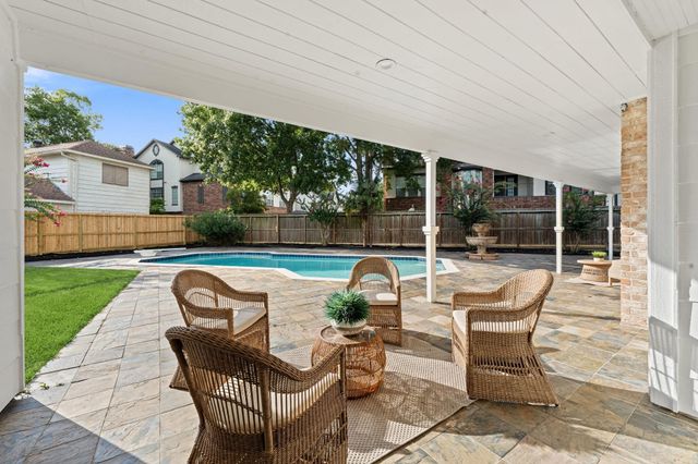 910 Cranberry Hill Court, Houston, TX 77079