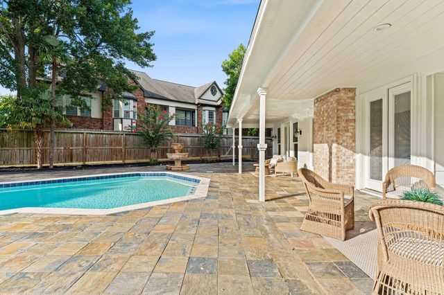 910 Cranberry Hill Court, Houston, TX 77079