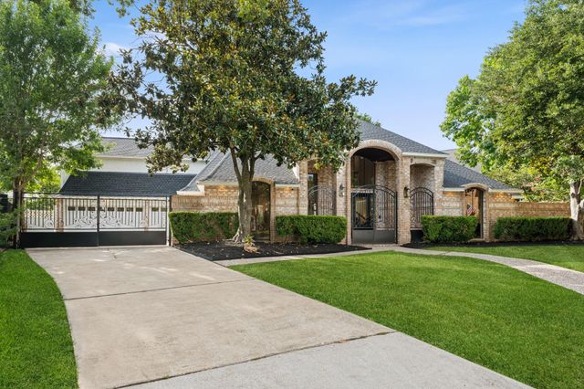 910 Cranberry Hill Court, Houston, TX 77079
