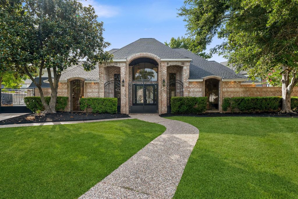 910 Cranberry Hill Court, Houston, TX 77079